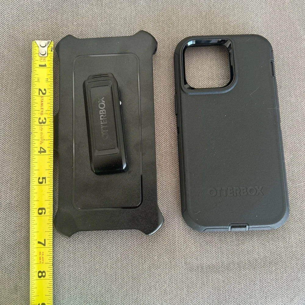 OtterBox Black Phone Case with Belt Clip for iPhone 14 Pro Max NWT